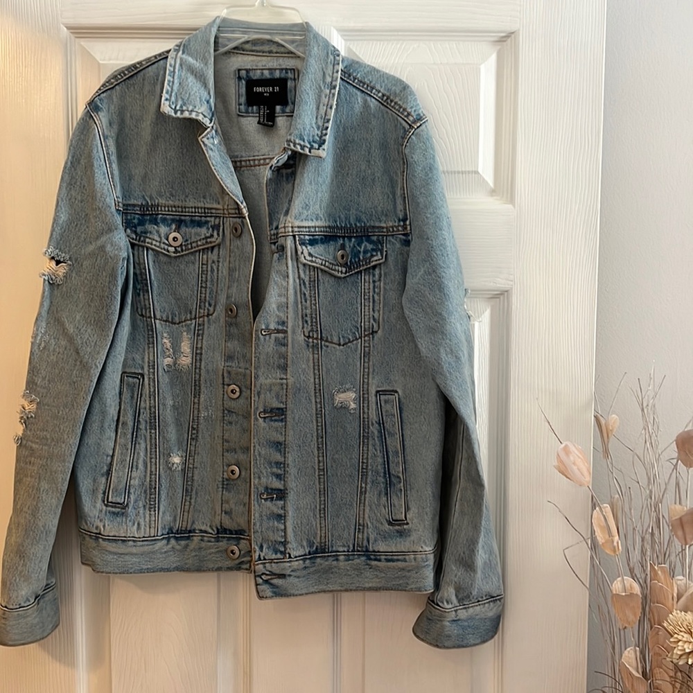 Unisex Distressed Full-Length Jean Jacket Men’s Size S